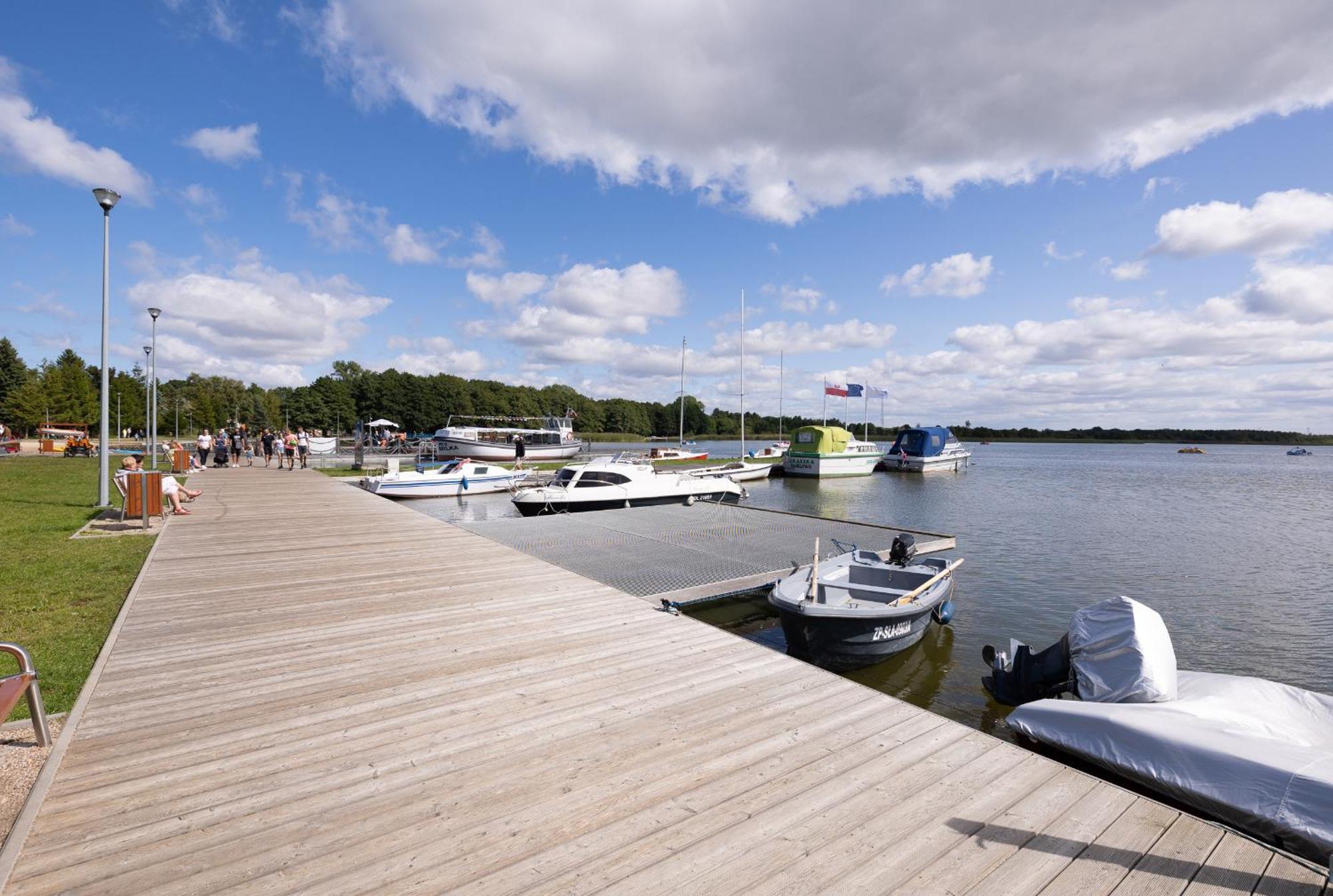 Aquamarina Dabki Marina Invest Lejlighedshotel Eksteriør billede